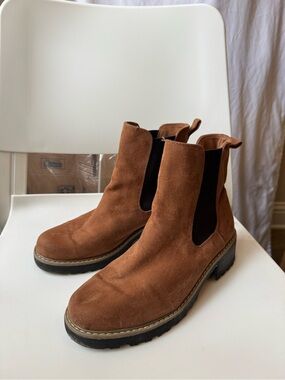 Brown Suede Chelsea Boots - Classic Women's Ankle Boot